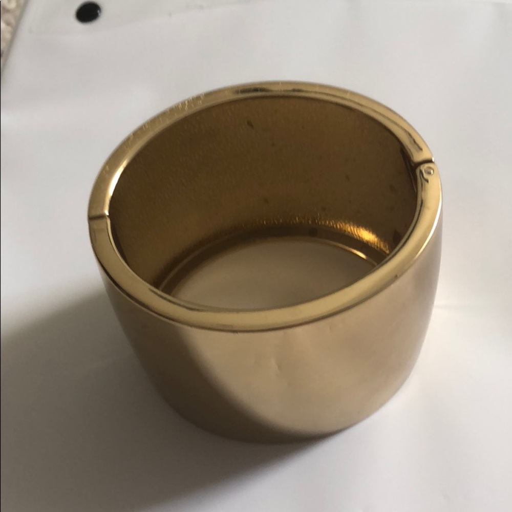 Women’s Gold cuff bracelet